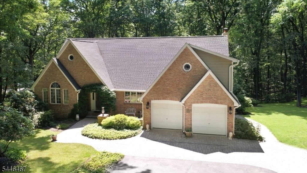 7 Janice Dr, Mount Olive Twp., NJ 07840