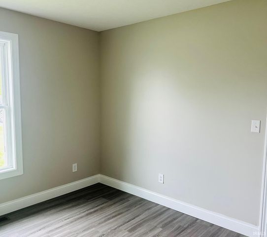 1823 5th Street, Bedford, IN 47421