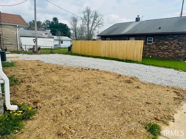 1823 5th Street, Bedford, IN 47421