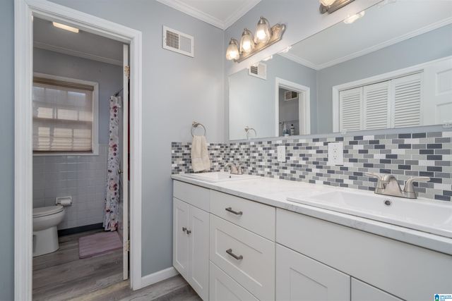 5710 GOLDEN POND AVENUE, Northport, AL 35473