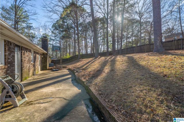 5710 GOLDEN POND AVENUE, Northport, AL 35473