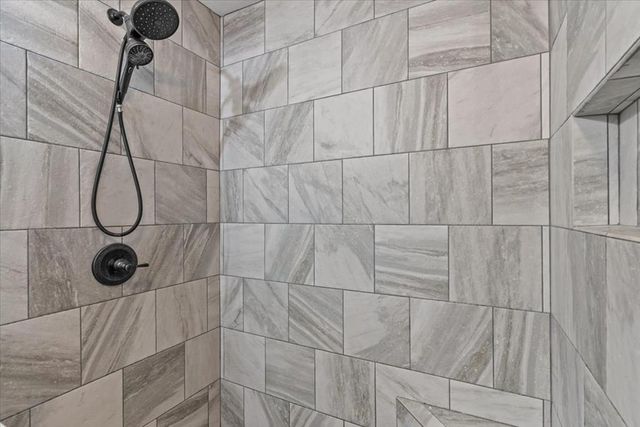 985 Malvern Rd., Dothan, AL 36301