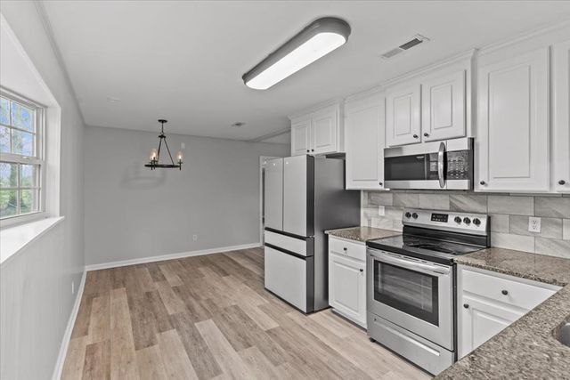 985 Malvern Rd., Dothan, AL 36301