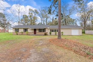 985 Malvern Rd., Dothan, AL 36301