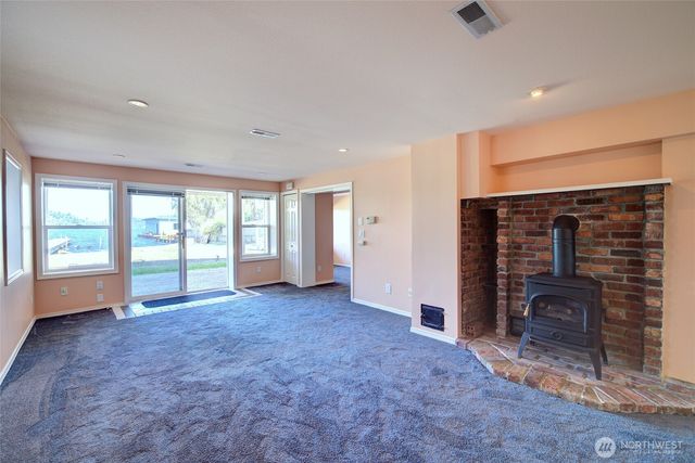 9942 Rainier Avenue S, Seattle, WA 98118