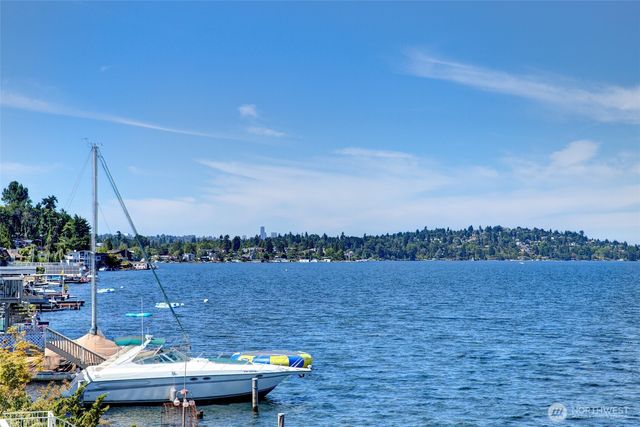 9942 Rainier Avenue S, Seattle, WA 98118