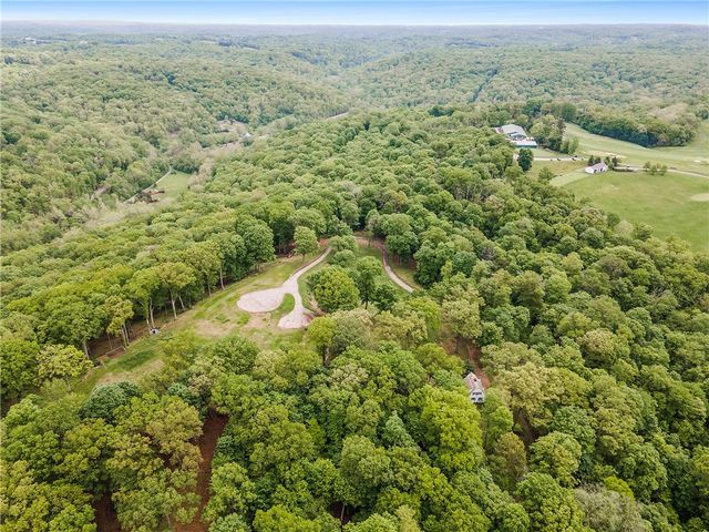 22-24 Lanes End, Sewickley Heights, PA 15143