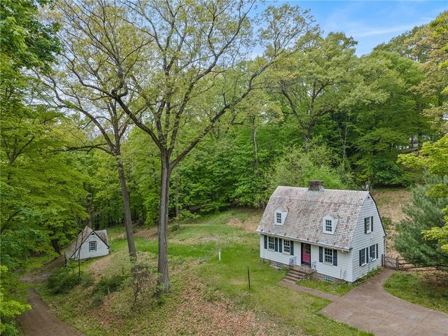 22-24 Lanes End, Sewickley Heights, PA 15143