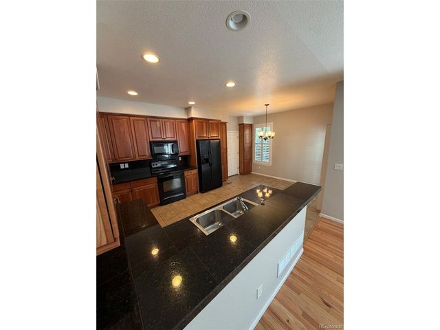 203 Oneida Ct, Denver, CO 80220