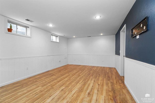 2129 Tamarron Terrace, Manhattan, KS 66502