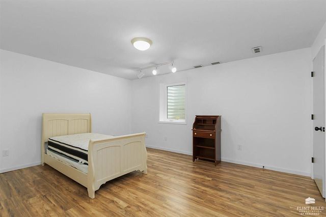 2129 Tamarron Terrace, Manhattan, KS 66502