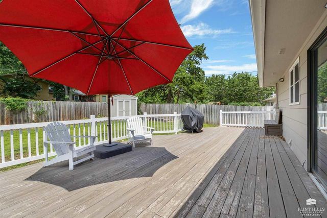 2129 Tamarron Terrace, Manhattan, KS 66502