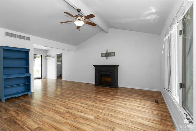 2129 Tamarron Terrace, Manhattan, KS 66502