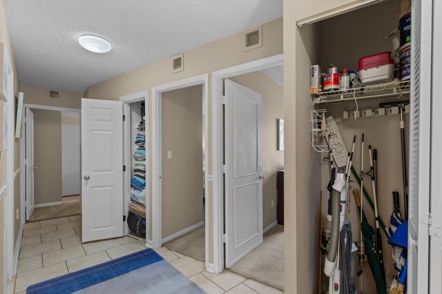 400 20th Ave N Apt 101, Myrtle Beach, SC 29577