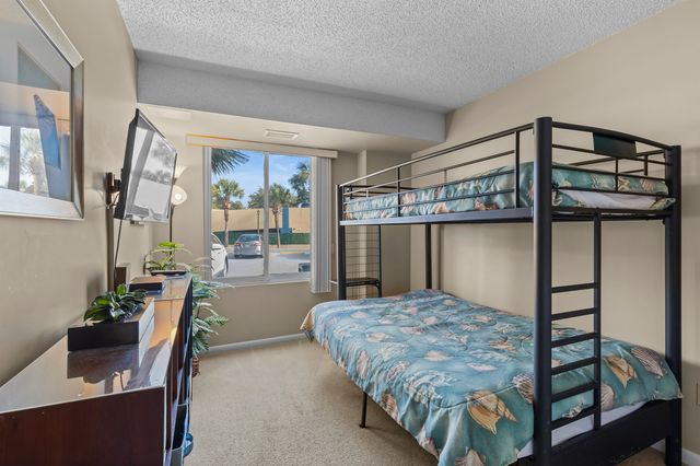 400 20th Ave N Apt 101, Myrtle Beach, SC 29577