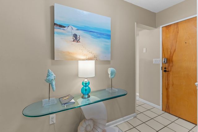 400 20th Ave N Apt 101, Myrtle Beach, SC 29577