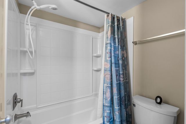 400 20th Ave N Apt 101, Myrtle Beach, SC 29577