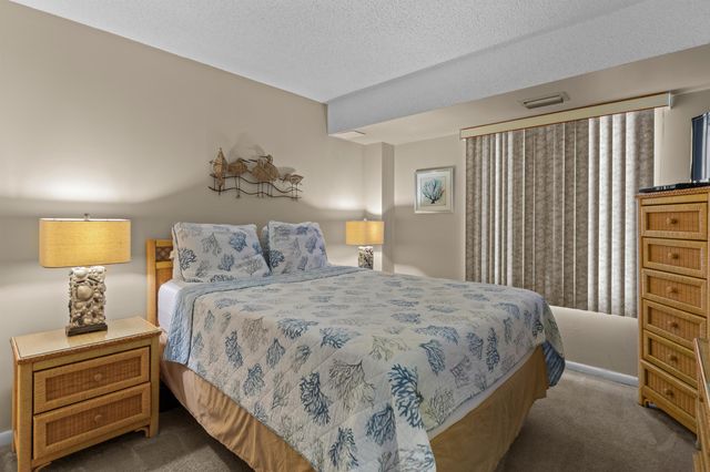 400 20th Ave N Apt 101, Myrtle Beach, SC 29577