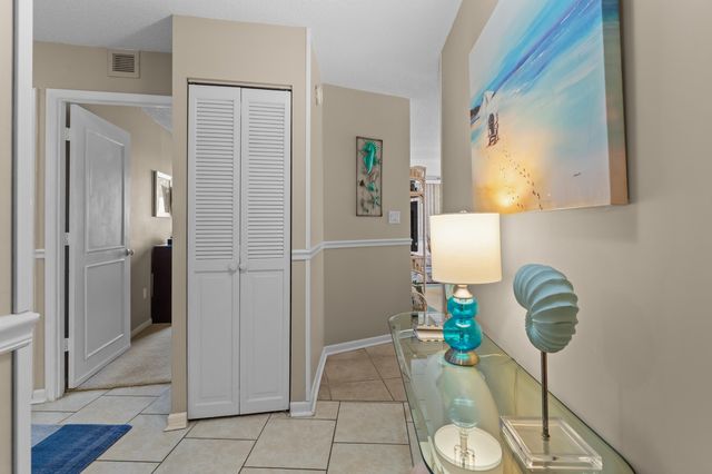 400 20th Ave N Apt 101, Myrtle Beach, SC 29577