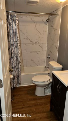 85182 LONNIE CREWS Road, Fernandina Beach, FL 32034