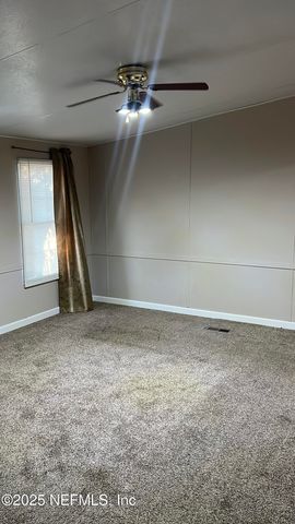 85182 LONNIE CREWS Road, Fernandina Beach, FL 32034