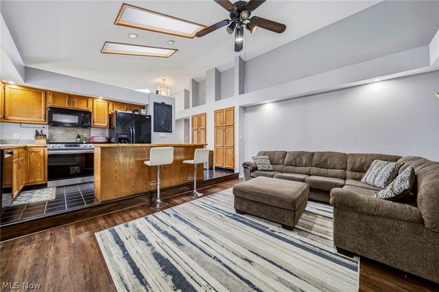 3903 Laurel Road, Brunswick, OH 44212