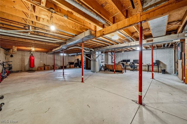 3903 Laurel Road, Brunswick, OH 44212
