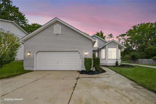 3903 Laurel Road, Brunswick, OH 44212