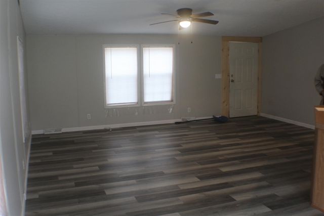 7305 S Forest Glen, Rothbury, MI 49452