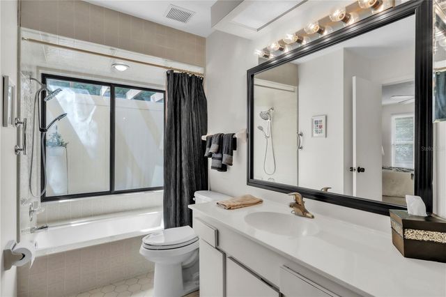 7625 4TH AVENUE W, Bradenton, FL 34209