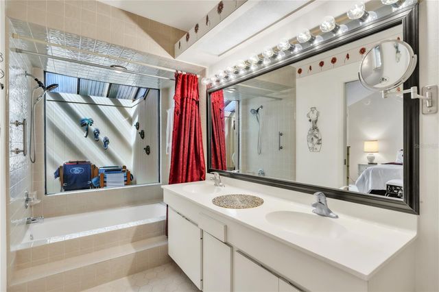 7625 4TH AVENUE W, Bradenton, FL 34209