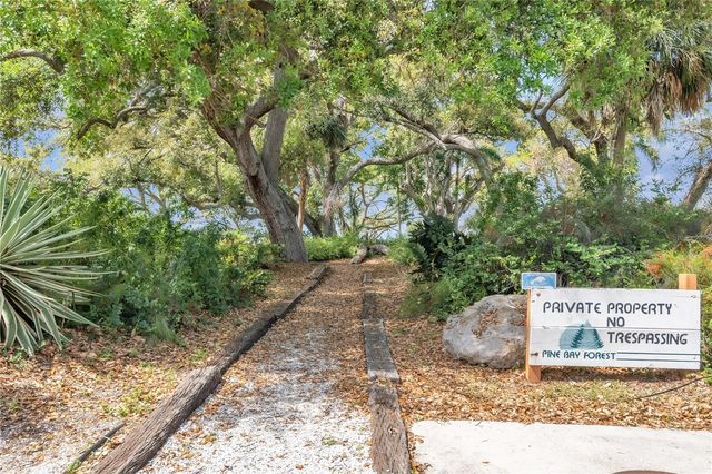 7625 4TH AVENUE W, Bradenton, FL 34209