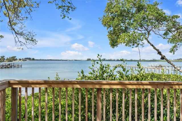 7625 4TH AVENUE W, Bradenton, FL 34209