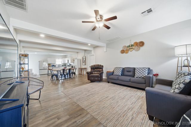 310 W Lee Avenue, Sapulpa, OK 74066