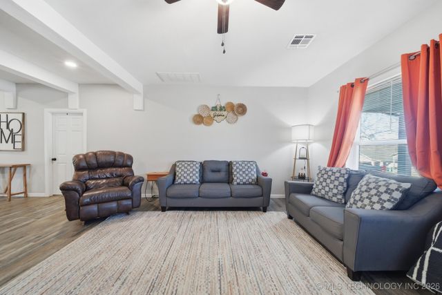 310 W Lee Avenue, Sapulpa, OK 74066