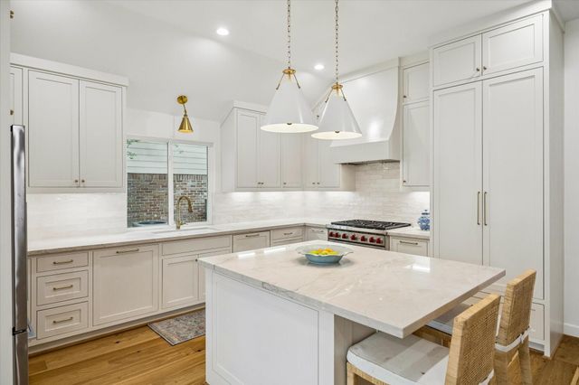 10023 Sugar Hill Drive, Houston, TX 77042