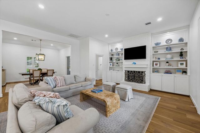 10023 Sugar Hill Drive, Houston, TX 77042