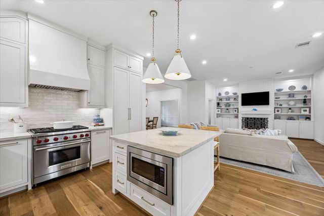 10023 Sugar Hill Drive, Houston, TX 77042