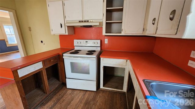 3490 US 70 Highway E, Marion, NC 28752