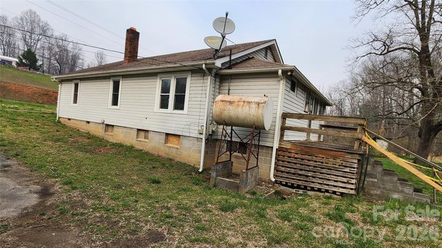 3490 US 70 Highway E, Marion, NC 28752