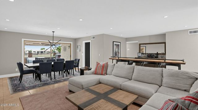 8187 E DEL CUARZO Drive, Scottsdale, AZ 85258