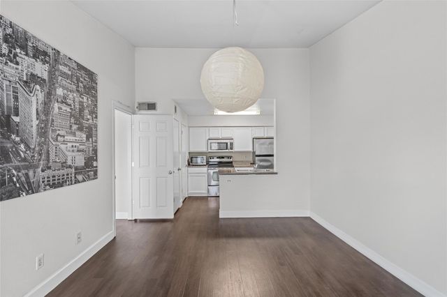 3900 Woodchase Drive 162, Houston, TX 77042