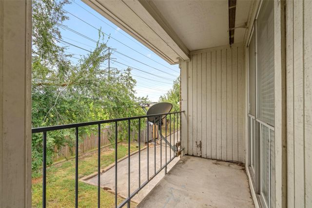 3900 Woodchase Drive 162, Houston, TX 77042