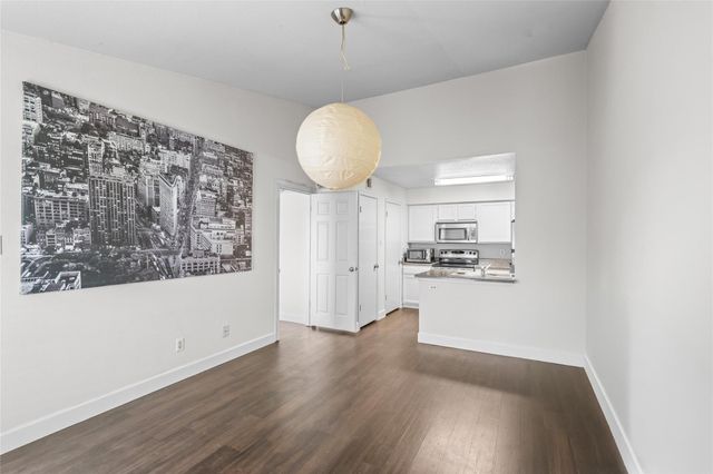3900 Woodchase Drive 162, Houston, TX 77042