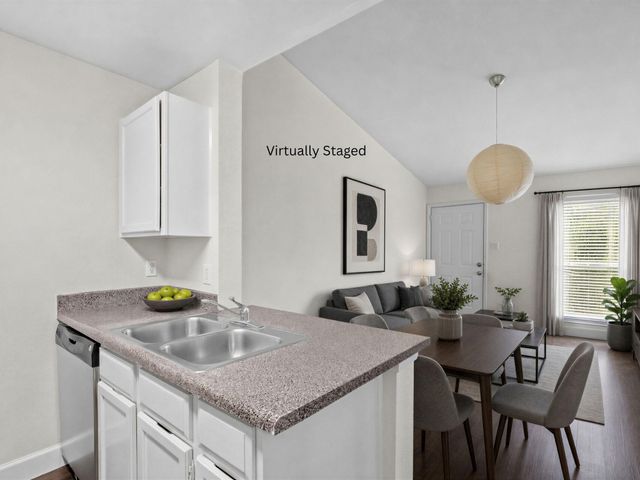 3900 Woodchase Drive 162, Houston, TX 77042