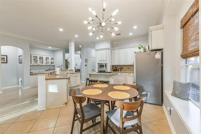 67 W Frontera Circle, Spring, TX 77382