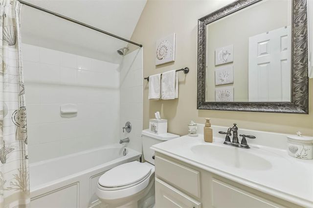 67 W Frontera Circle, Spring, TX 77382