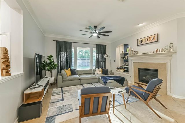 67 W Frontera Circle, Spring, TX 77382