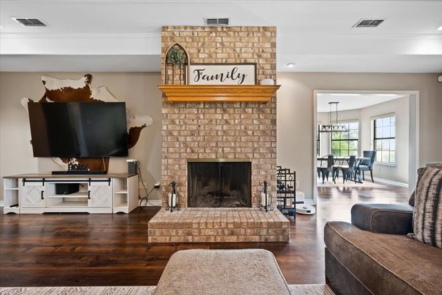 719 Private Road 897, Stephenville, TX 76401