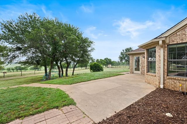 719 Private Road 897, Stephenville, TX 76401